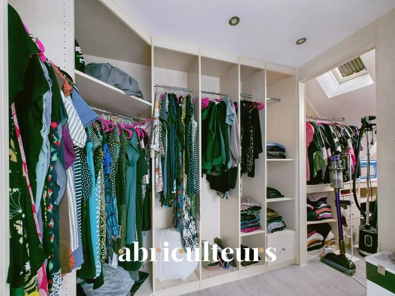 Appartement - 162 m² - 6 pièces