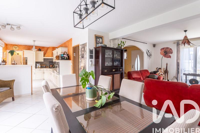 Maison - 136 m² - 6 pièces