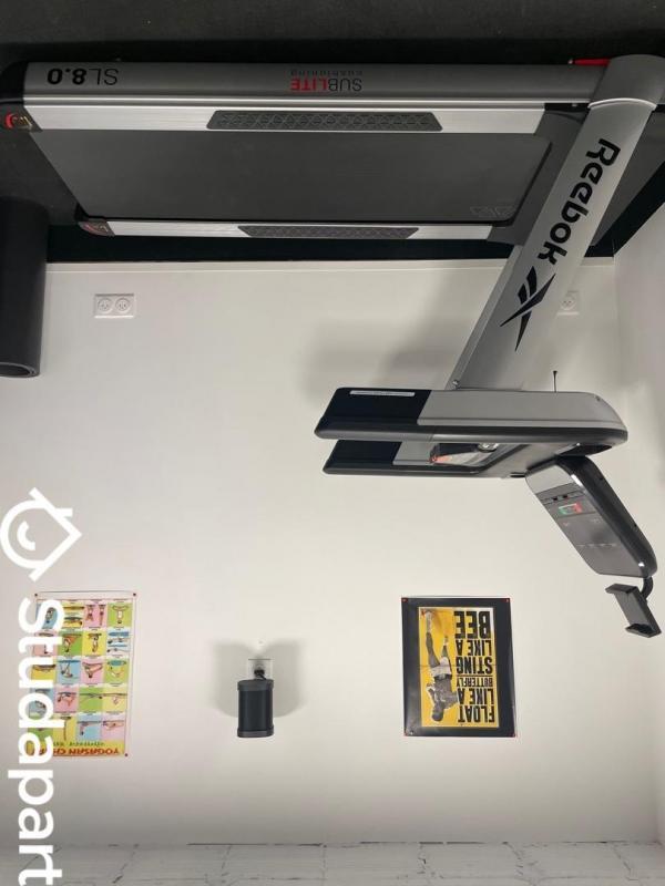 Chambre - 9 m² - 1 pièce