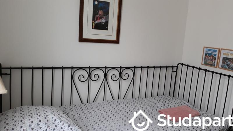 Chambre - 9 m² - 1 pièce