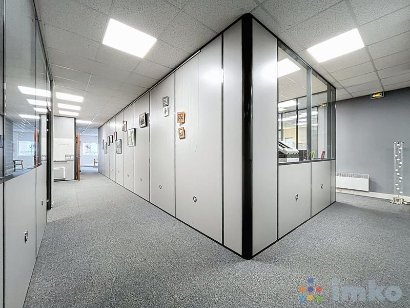 Bureau - 269 m²