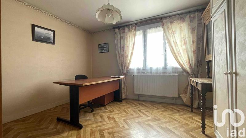 Maison - 96 m² - 5 pièces