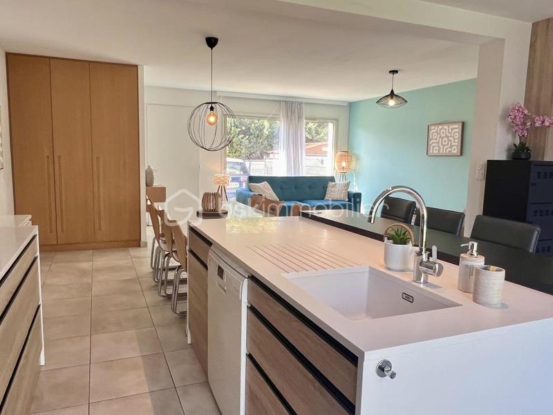 Maison - 92 m² - 4 pièces