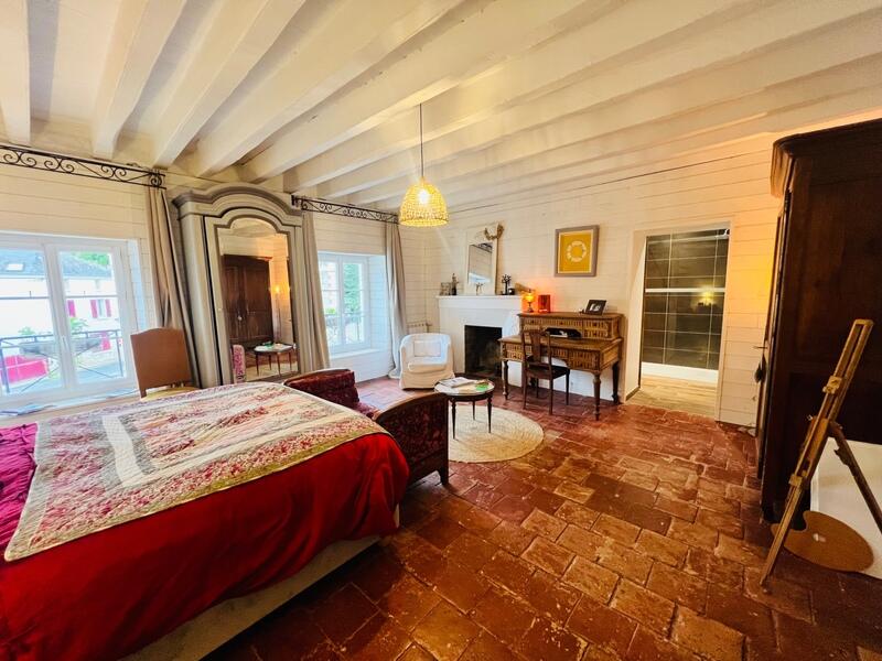 Propriété - 570 m² - 14 pièces