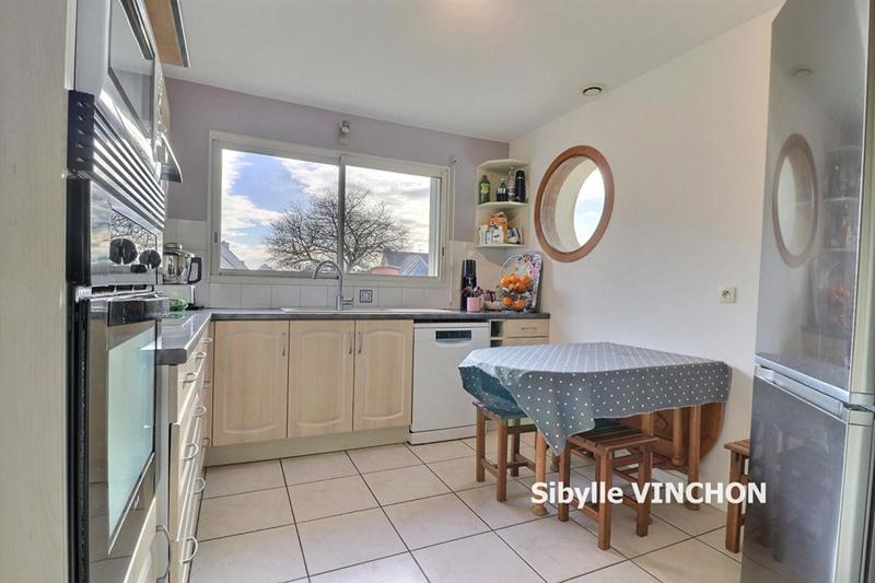 Maison - 111 m² - 7 pièces