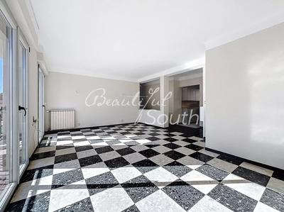 Appartement - 76 m² - 3 pièces
