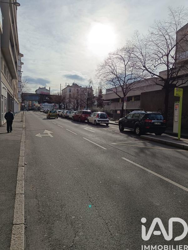 Appartement - 64 m² - 4 pièces