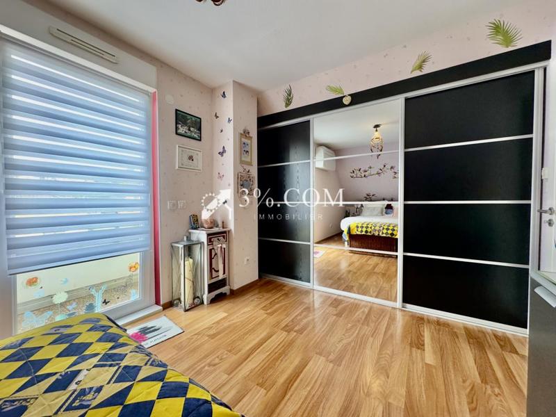 Appartement - 102 m² - 3 pièces