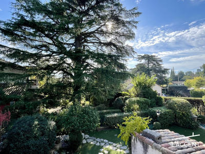 Villa - 230 m² - 7 pièces