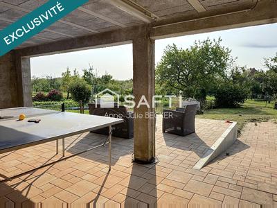 Maison - 137 m² - 5 pièces