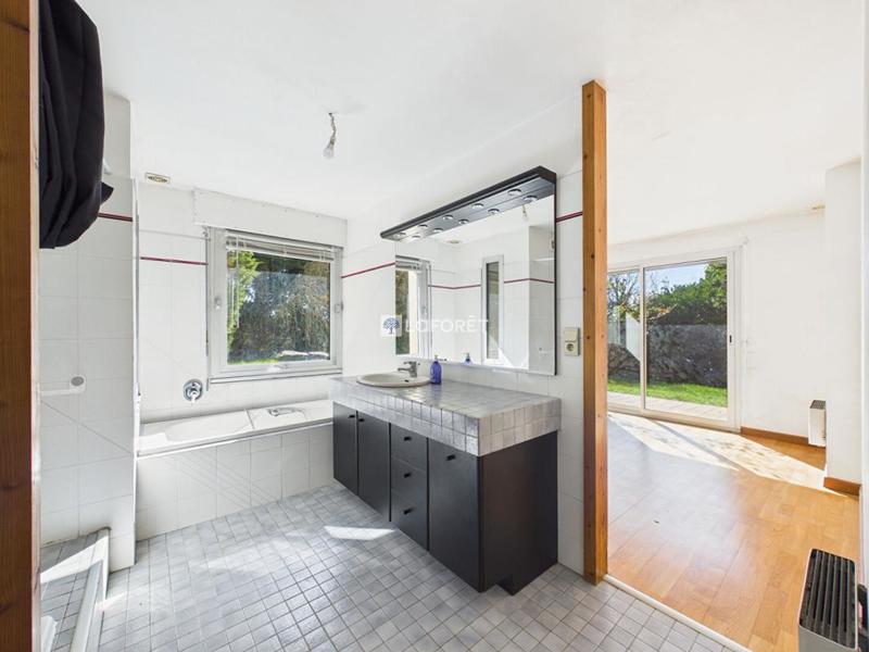 Maison - 160 m² - 7 pièces