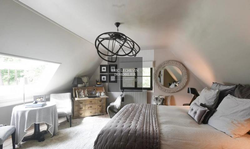 Villa - 370 m² - 16 pièces