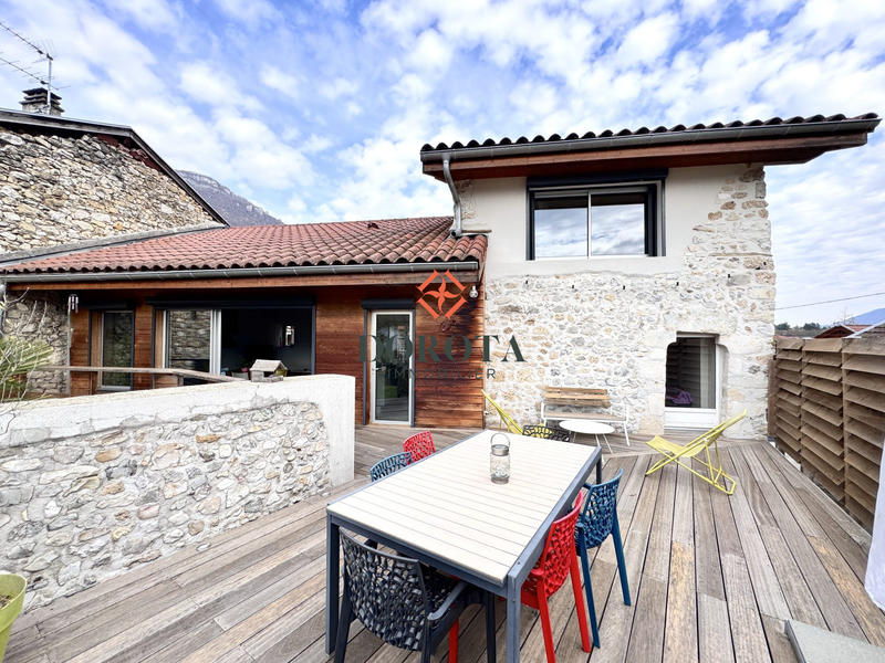 Maison - 167 m² - 5 pièces