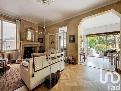 Maison - 183 m² - 6 pièces