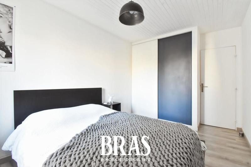 Appartement - 100 m² - 4 pièces