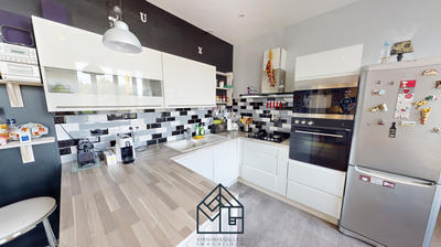 Maison - 157 m² - 6 pièces