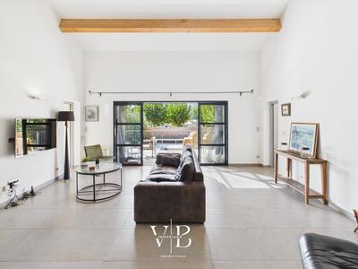 Villa - 173 m² - 7 pièces