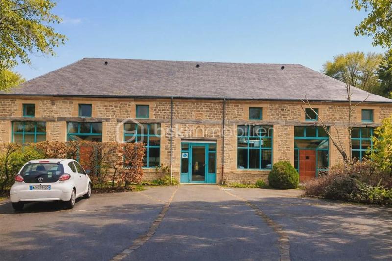 Bureau - 310 m² - 12 pièces