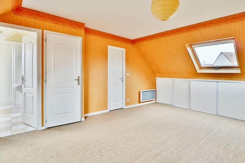 Maison - 165 m² - 5 pièces