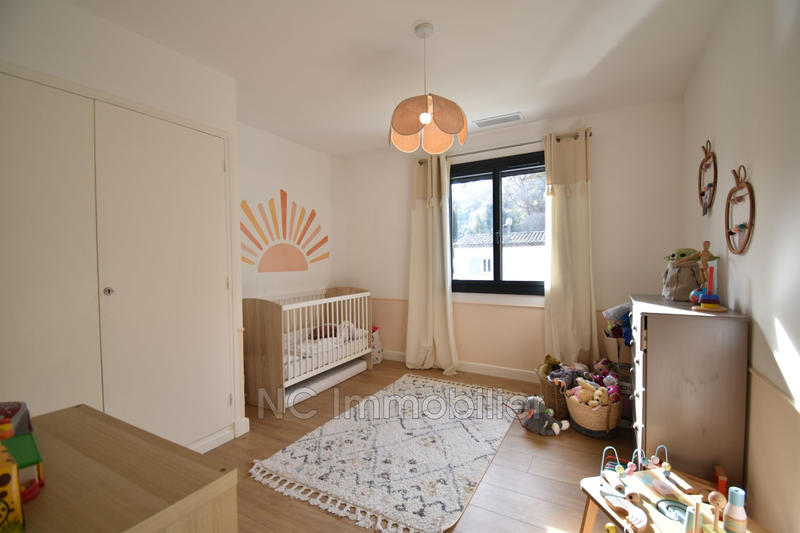 Maison - 205 m² - 7 pièces