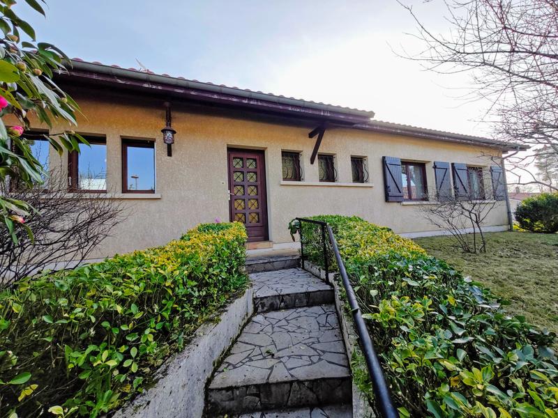 Pavillon - 110 m² - 5 pièces