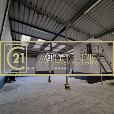 Local commercial - 890 m²