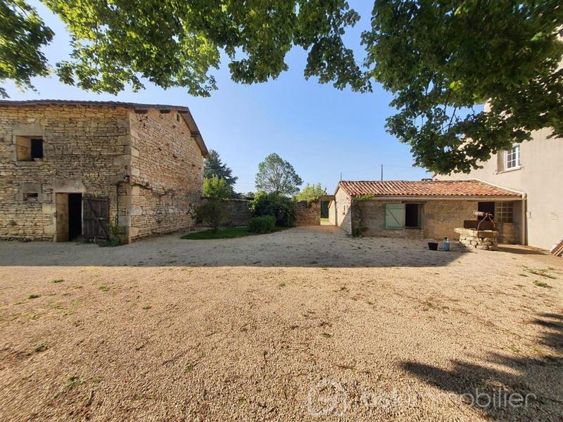 Maison ancienne - 274 m² - 7 pièces