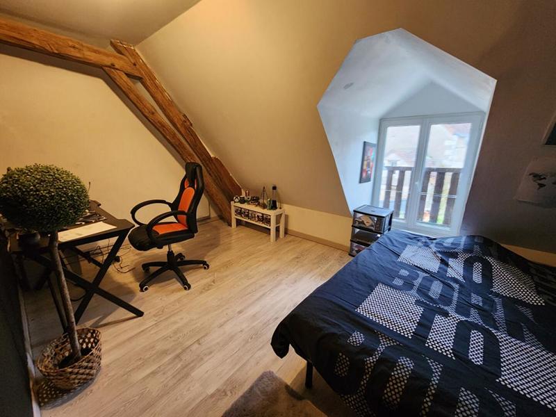 Maison - 298 m² - 9 pièces