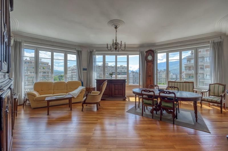 Appartement - 137 m² - 4 pièces