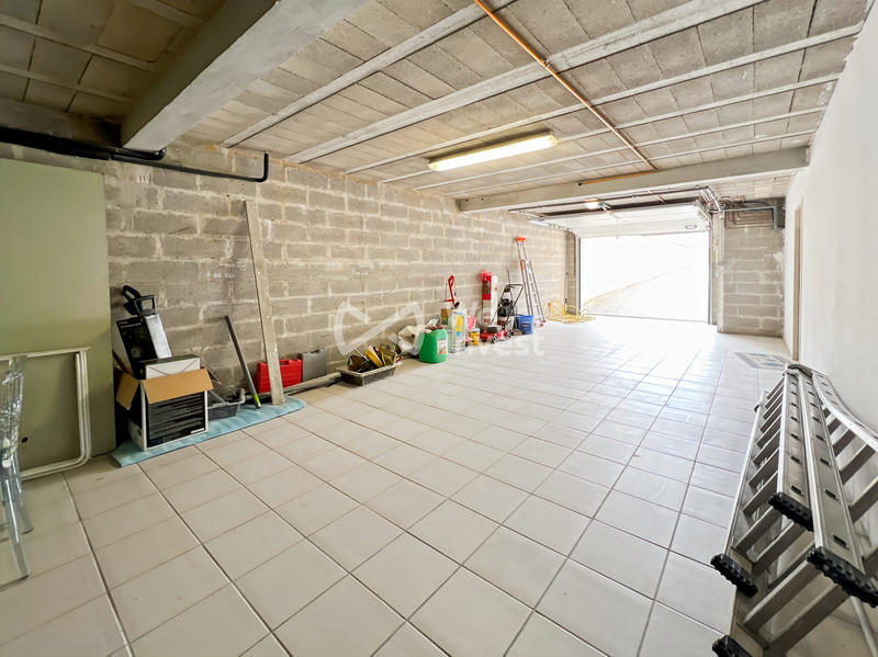 Maison - 180 m² - 6 pièces