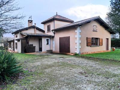 Maison - 180 m² - 6 pièces