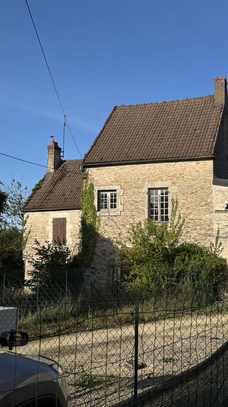 Maison - 100 m² - 1 pièce