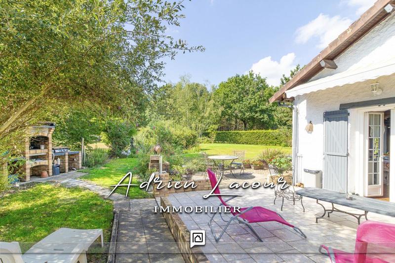 Maison - 180 m² - 8 pièces