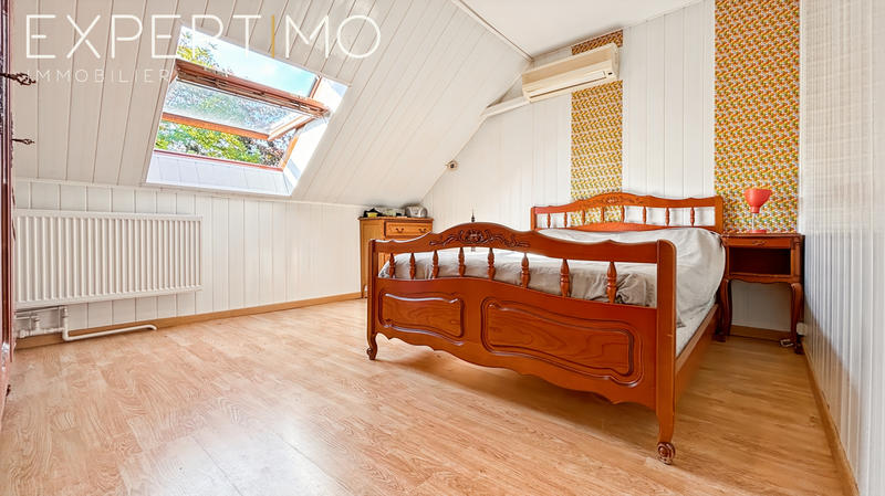 Maison - 131 m² - 8 pièces