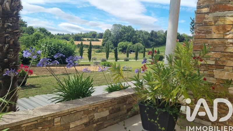 Maison de maîtres - 210 m² - 7 pièces