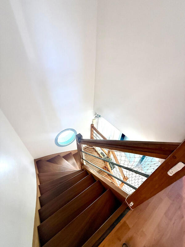 Maison - 172 m² - 7 pièces