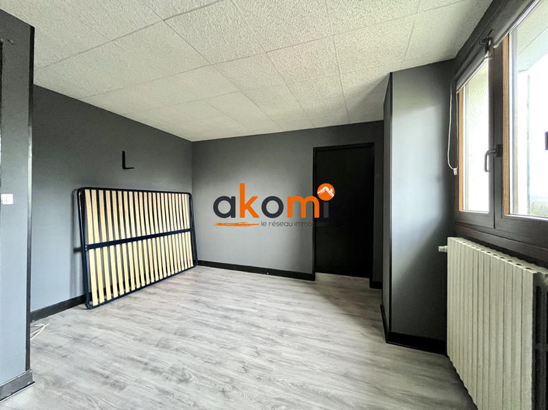 Maison - 98 m² - 5 pièces