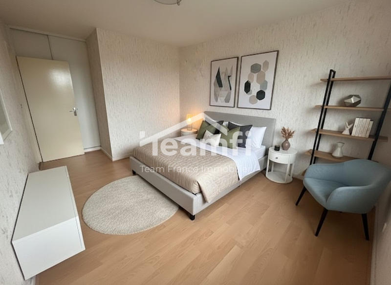 Appartement - 79 m² - 4 pièces