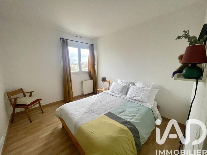 Appartement - 95 m² - 5 pièces