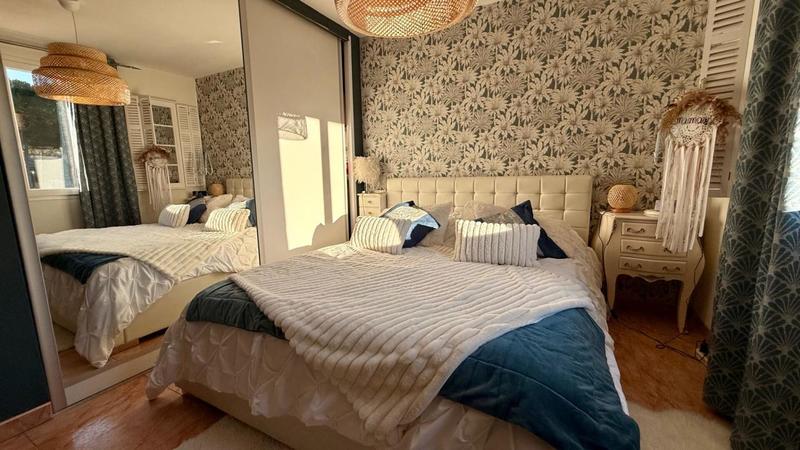 Maison - 147 m² - 6 pièces