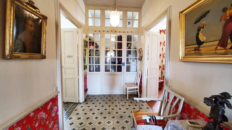 Maison traditionnelle - 205 m² - 7 pièces