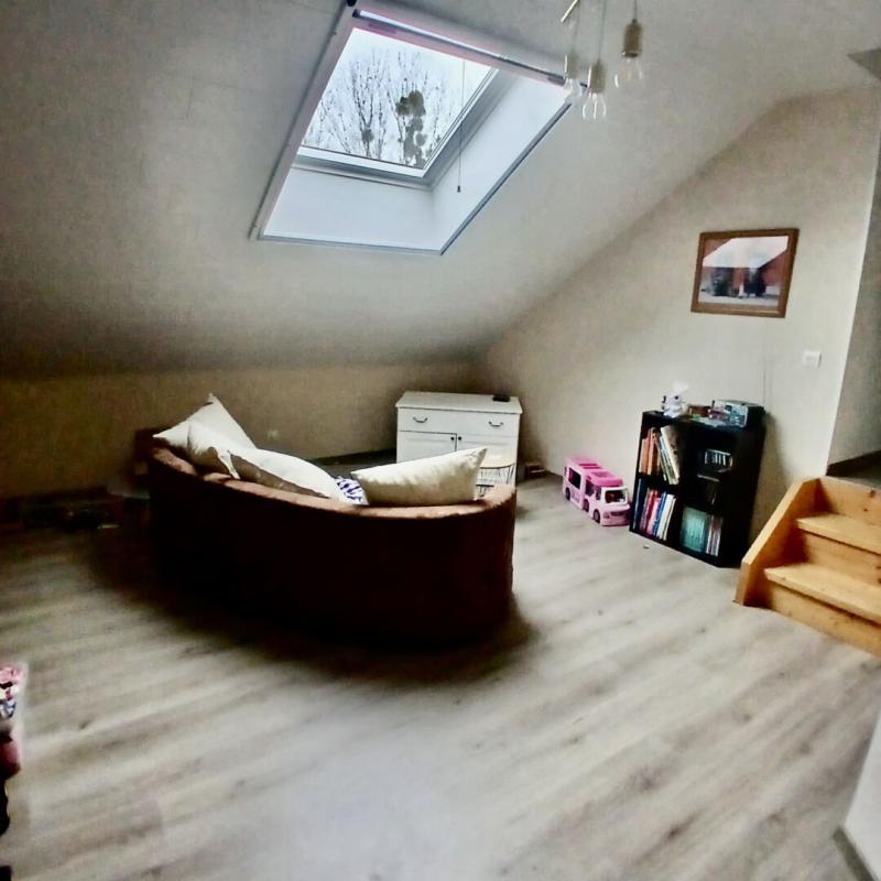 Maison - 200 m² - 8 pièces