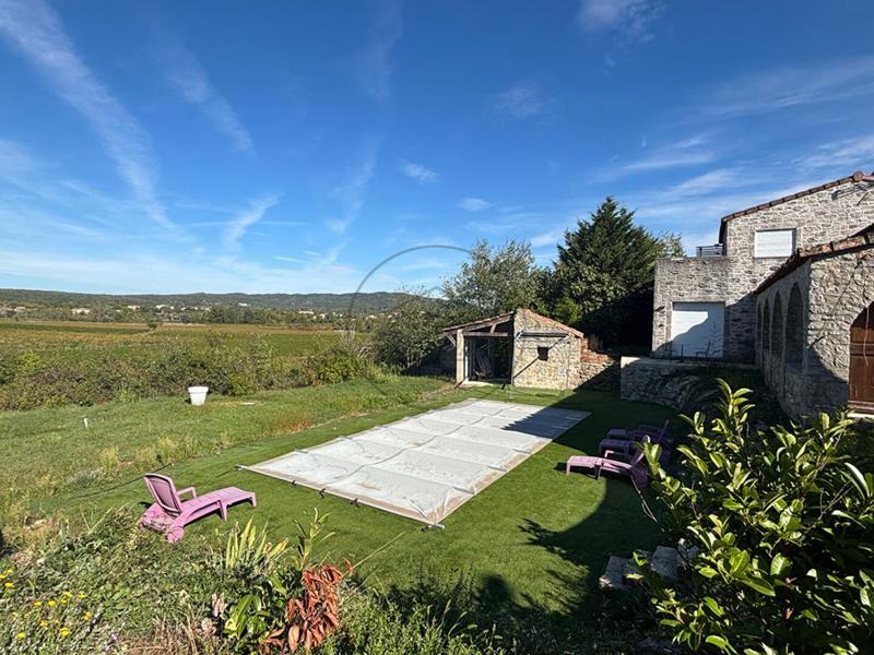 Mas - 183 m² - 4 pièces