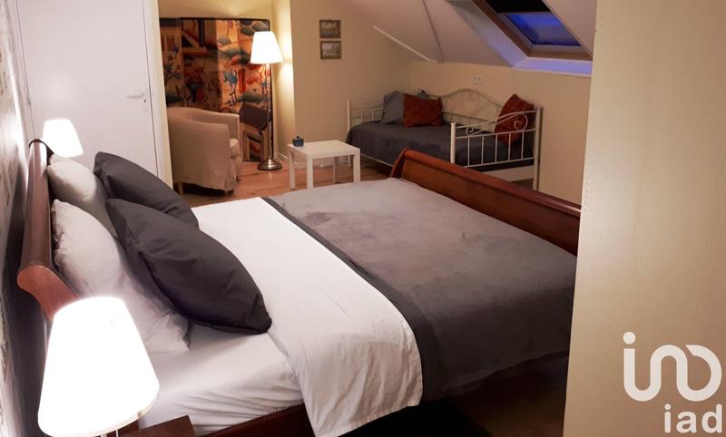 Maison - 300 m² - 9 pièces