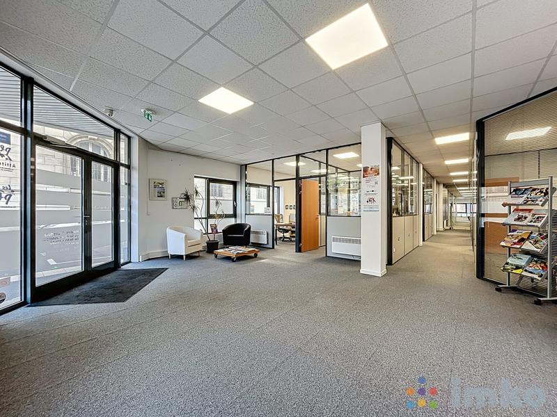Bureau - 269 m²