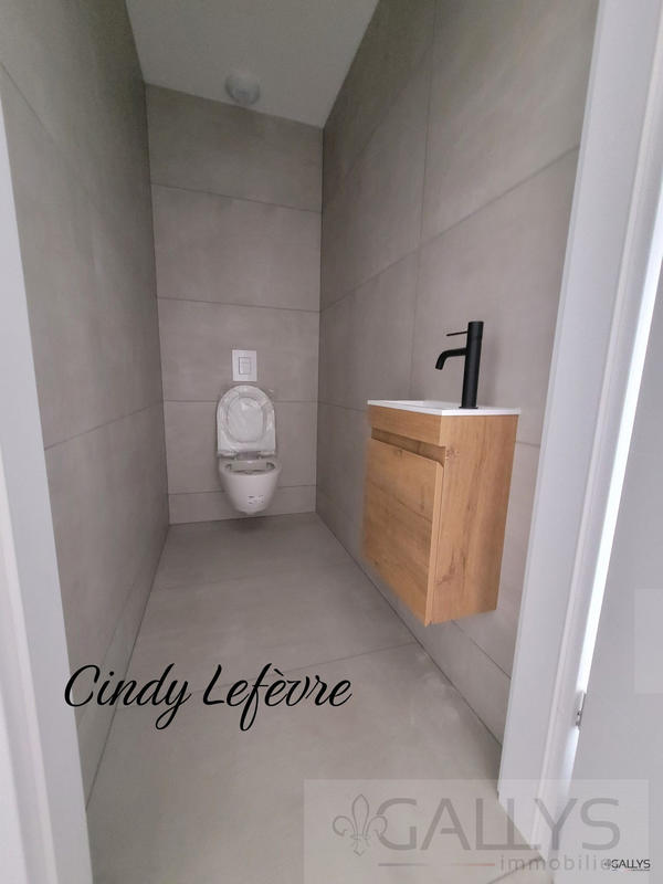 Appartement - 110 m² - 5 pièces