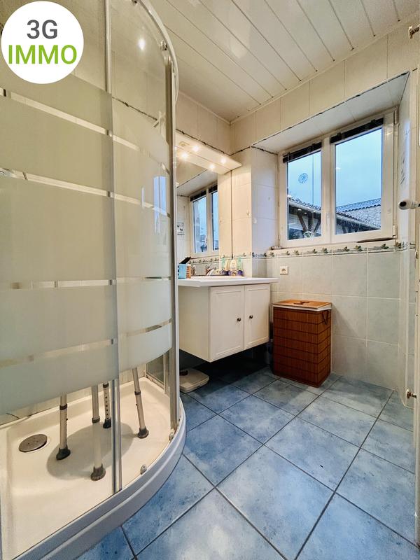 Maison - 99 m² - 4 pièces