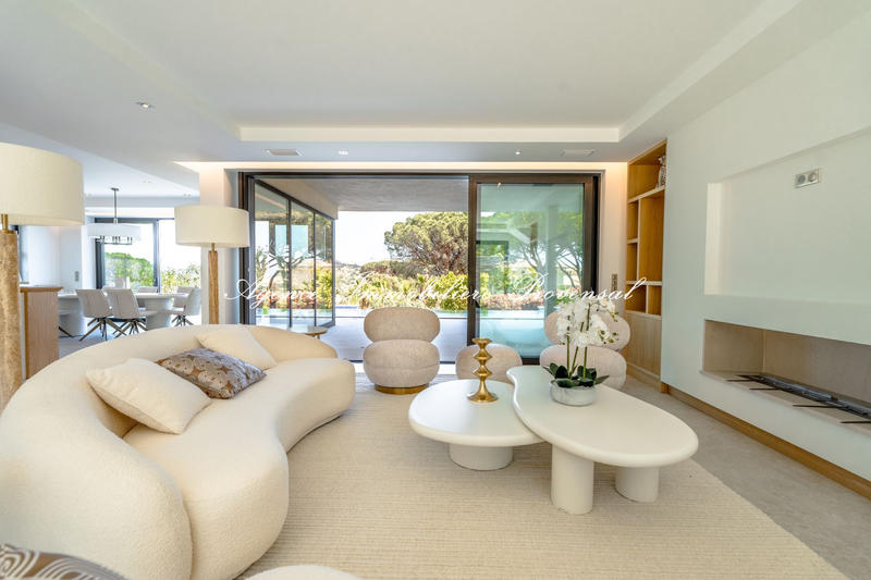 Villa - 370 m² - 7 pièces