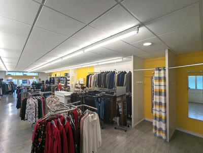 Local commercial - 115 m²