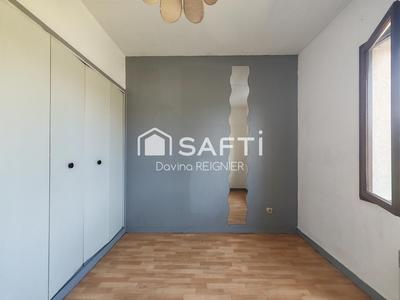 Maison - 94 m² - 5 pièces